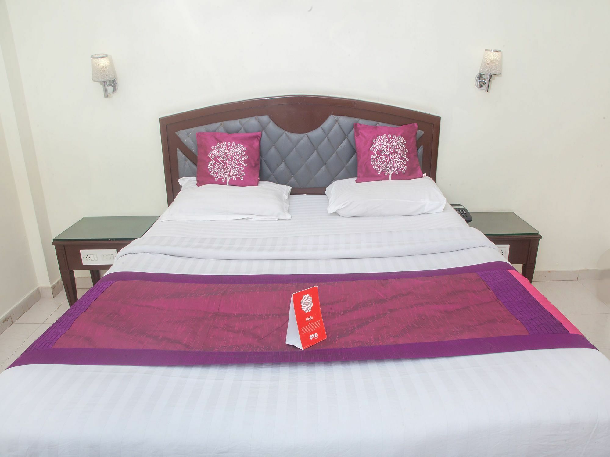 Oyo 12357 Hotel Nilgiris Inn Утакаманд Экстерьер фото